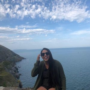 Meet your Posher, Bobbie